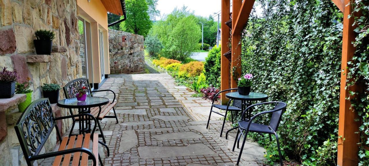 Zielona Roza Villa Wambierzyce Exteriör bild