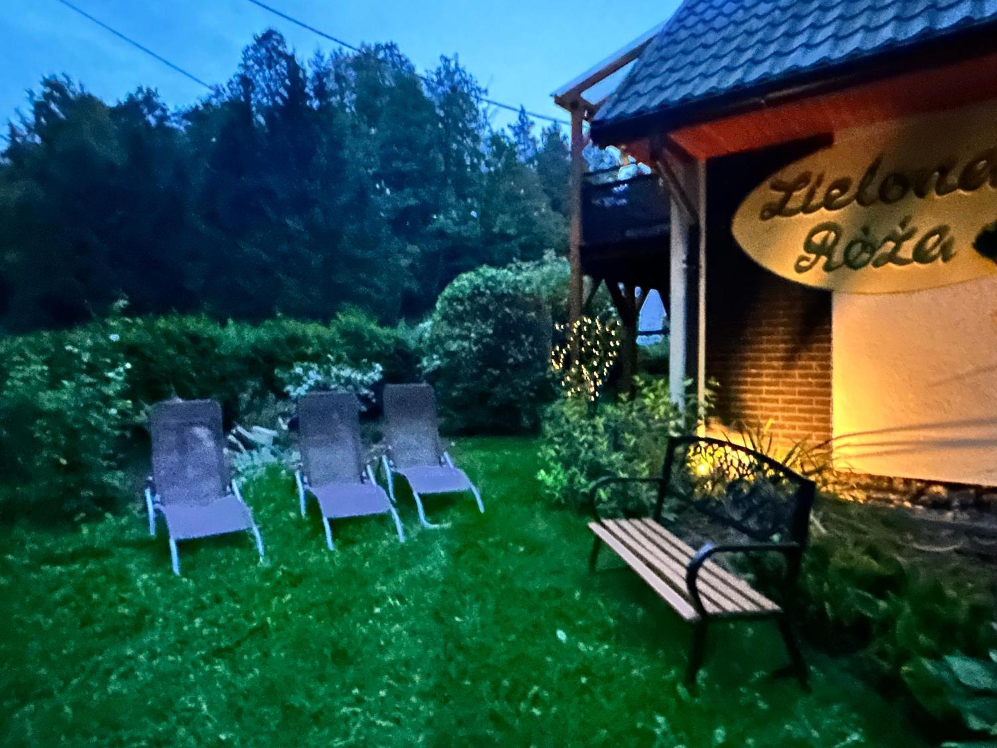 Zielona Roza Villa Wambierzyce Exteriör bild